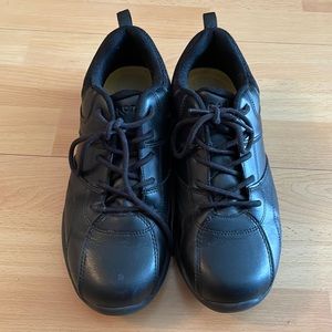 Tarantula/Dakota work shoes